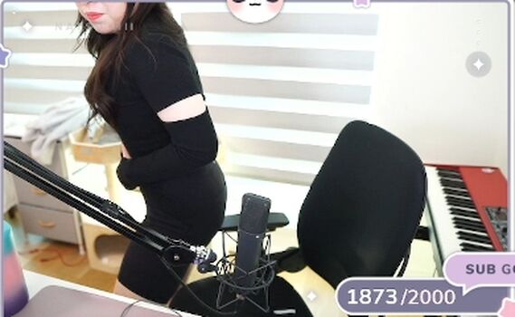 Lolnatsumiii leaked private photo uncensored HD quality