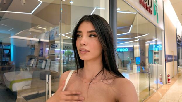 Luisa valencia page leaked private photo uncensored HD quality