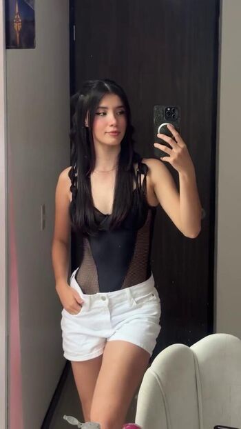 Luisa valencia page leaked private photo uncensored HD quality