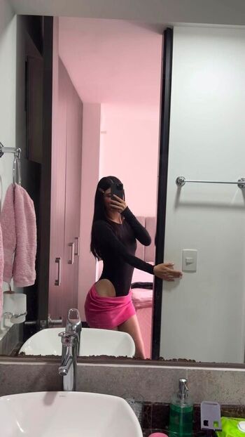 Luisa valencia page leaked private photo uncensored HD quality