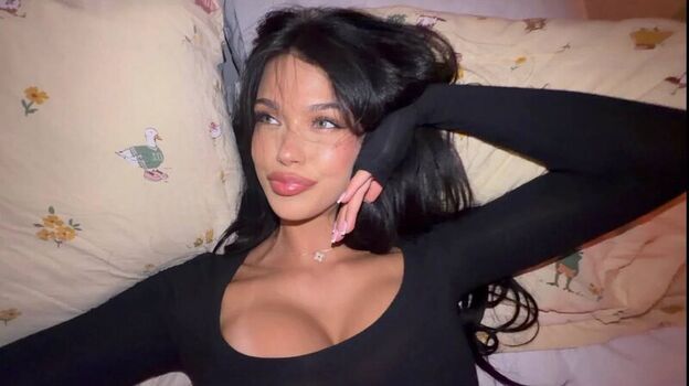 Luvstruck  page leaked private photo uncensored HD quality