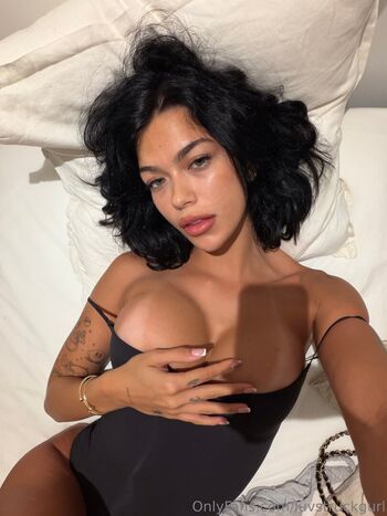 Luvstruck leaked private photo uncensored HD quality