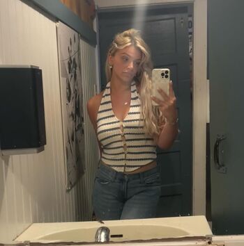 Lyndalessandro leaked private photo uncensored HD quality