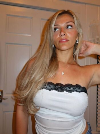 Lyndalessandro leaked private photo uncensored HD quality