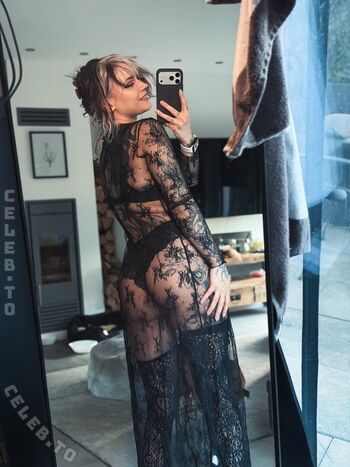 Macezayuri  page leaked private photo uncensored HD quality