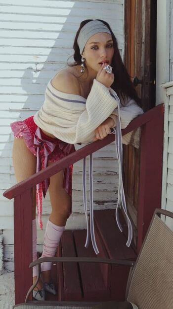 Maddie ziegler  page leaked private photo uncensored HD quality