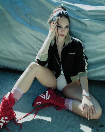 Maddie ziegler  page leaked private photo uncensored HD quality