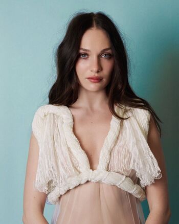 Maddie ziegler  page leaked private photo uncensored HD quality