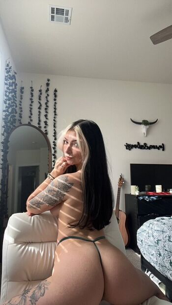 Maddielippy leaked private photo uncensored HD quality