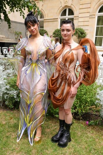 Maisie williams page leaked private photo uncensored HD quality