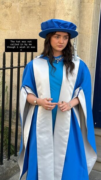 Maisie williams page leaked private photo uncensored HD quality