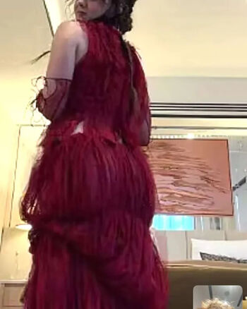 Maisie williams page leaked private photo uncensored HD quality