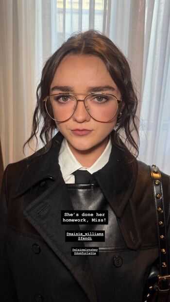 Maisie williams page leaked private photo uncensored HD quality