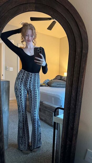 Makenna kelly  page leaked private photo uncensored HD quality