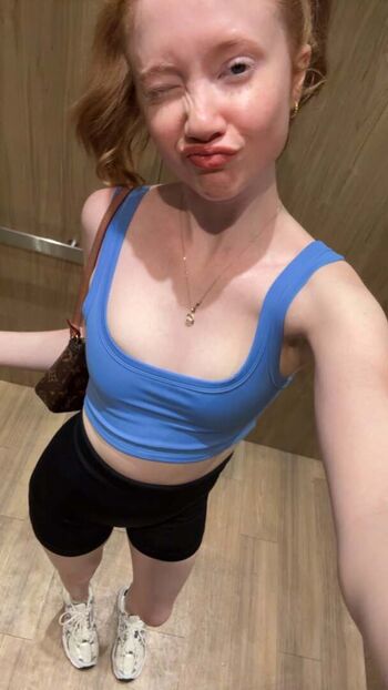 Makenna kelly  page leaked private photo uncensored HD quality