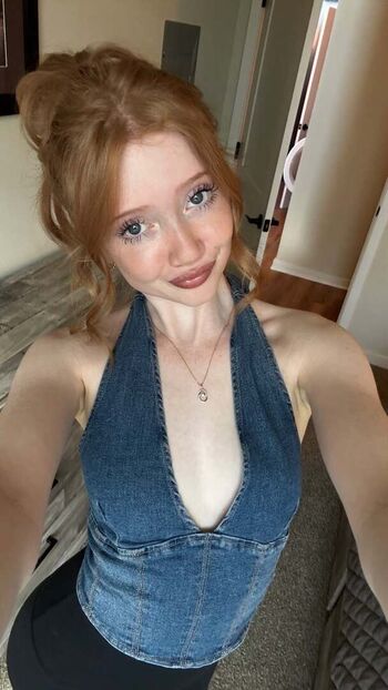 Makenna kelly  page leaked private photo uncensored HD quality