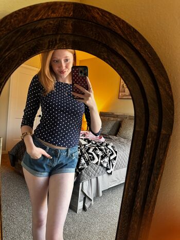Makenna kelly  page leaked private photo uncensored HD quality