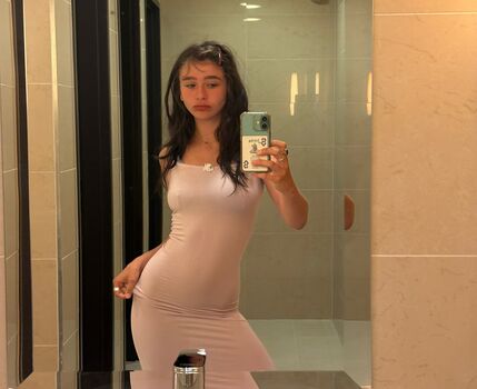 Malina weissman  page leaked private photo uncensored HD quality