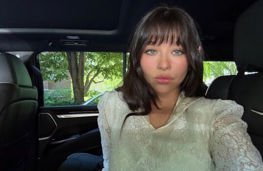 Malina weissman  page leaked private photo uncensored HD quality