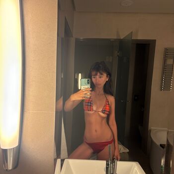 Malina weissman  page leaked private photo uncensored HD quality