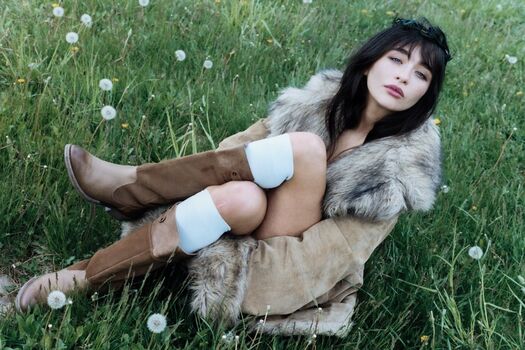 Malina weissman  page leaked private photo uncensored HD quality