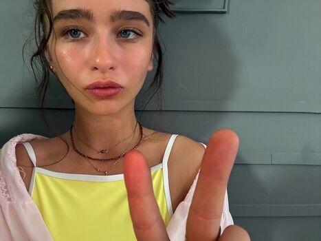 Malina weissman  page leaked private photo uncensored HD quality