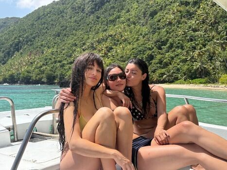 Malina weissman  page leaked private photo uncensored HD quality