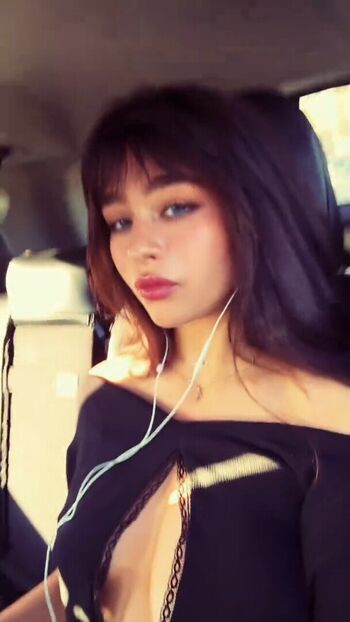 Malina weissman leaked private photo uncensored HD quality