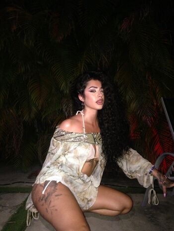 Malu trevejo  page leaked private photo uncensored HD quality