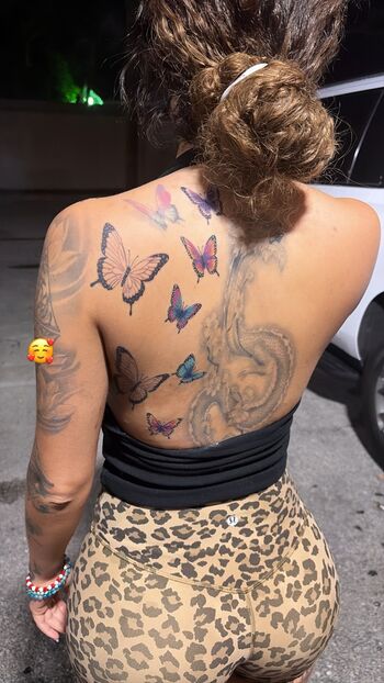 Malu trevejo  page leaked private photo uncensored HD quality