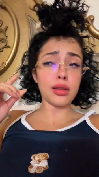 Malu trevejo  page leaked private photo uncensored HD quality