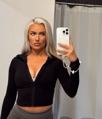 Mariah may  page leaked private photo uncensored HD quality