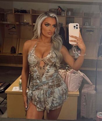 Mariah may  page leaked private photo uncensored HD quality