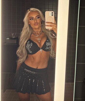 Mariah may  page leaked private photo uncensored HD quality