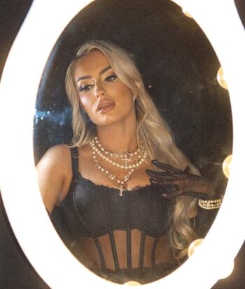 Mariah may  page leaked private photo uncensored HD quality