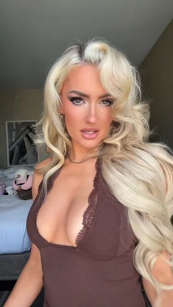 Mariah may  page leaked private photo uncensored HD quality