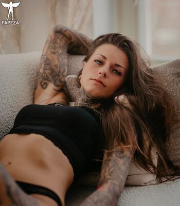 Maxiink leaked private photo uncensored HD quality