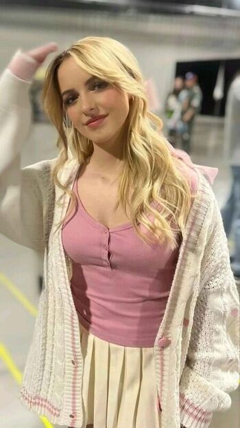 Mckenna grace  page leaked private photo uncensored HD quality