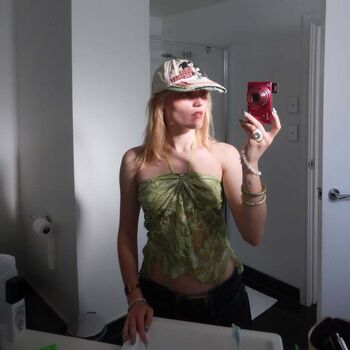 Meg donnelly page leaked private photo uncensored HD quality