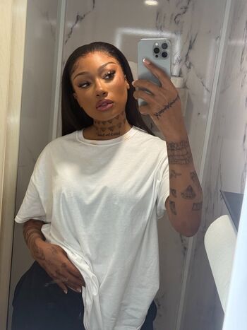 Megan thee stallion  page leaked private photo uncensored HD quality