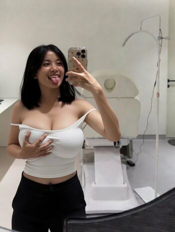Melati sesilia leaked private photo uncensored HD quality
