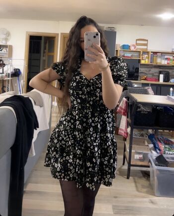 Meuf en talons leaked private photo uncensored HD quality