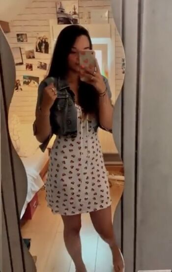 Meuf en talons leaked private photo uncensored HD quality