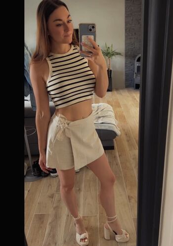 Meuf en talons leaked private photo uncensored HD quality