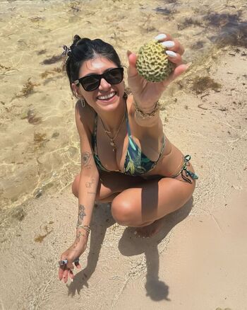 Mia khalifa leaked private photo uncensored HD quality