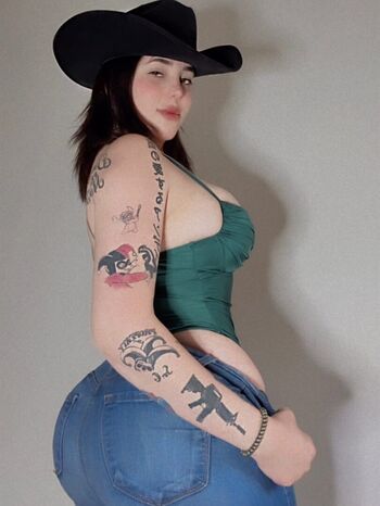 Miamorlozano leaked private photo uncensored HD quality