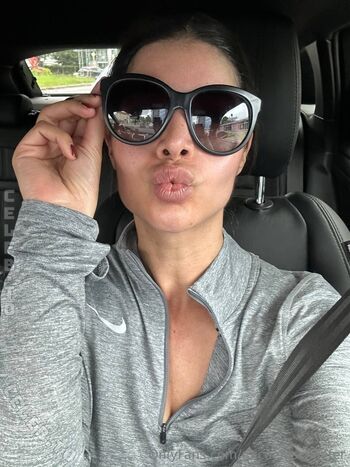 Micaela schfer  page leaked private photo uncensored HD quality