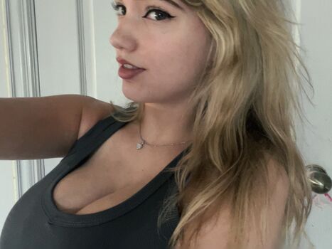 Mikahhlynn page leaked private photo uncensored HD quality