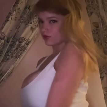 Mikahhlynn page leaked private photo uncensored HD quality