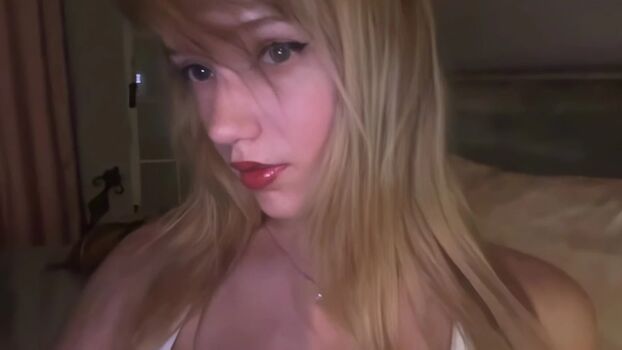 Mikahhlynn page leaked private photo uncensored HD quality